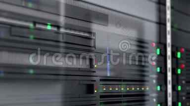 云服务数据中心服务器单元的慢速跟踪镜头，显示海量数据连接的闪烁指示灯